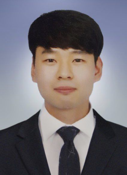 김재욱.jpeg