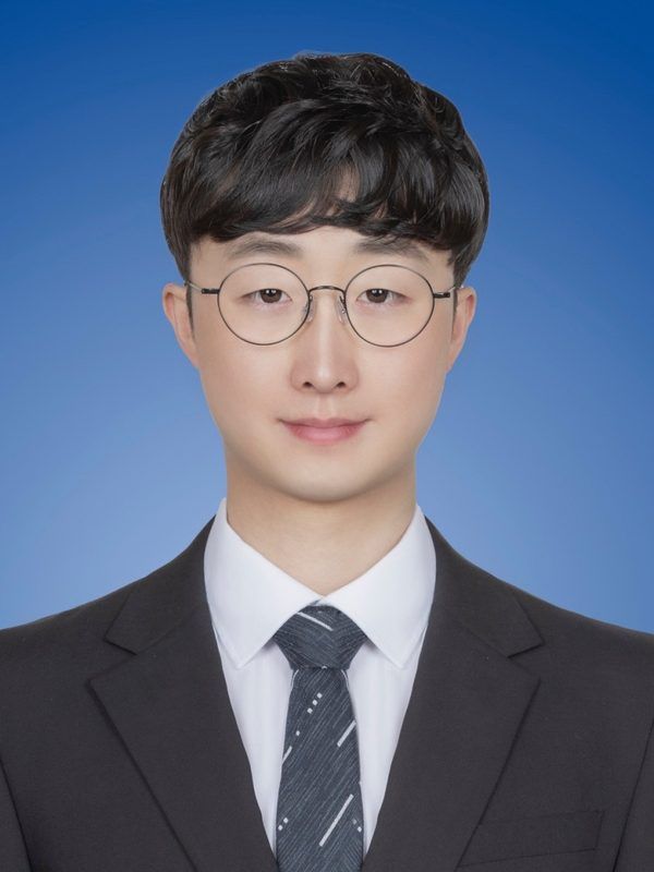강민재.jpg